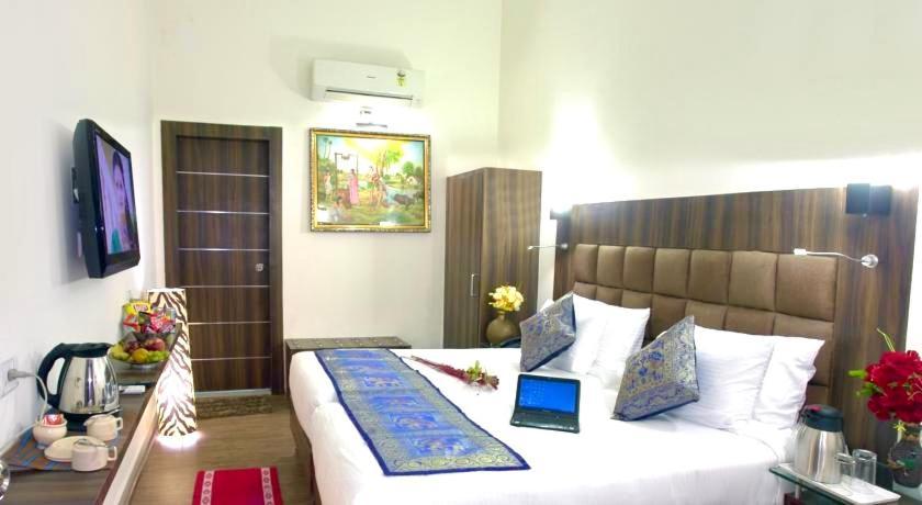 Hotel Whitehouse Ac Family Room Agra Kültér fotó