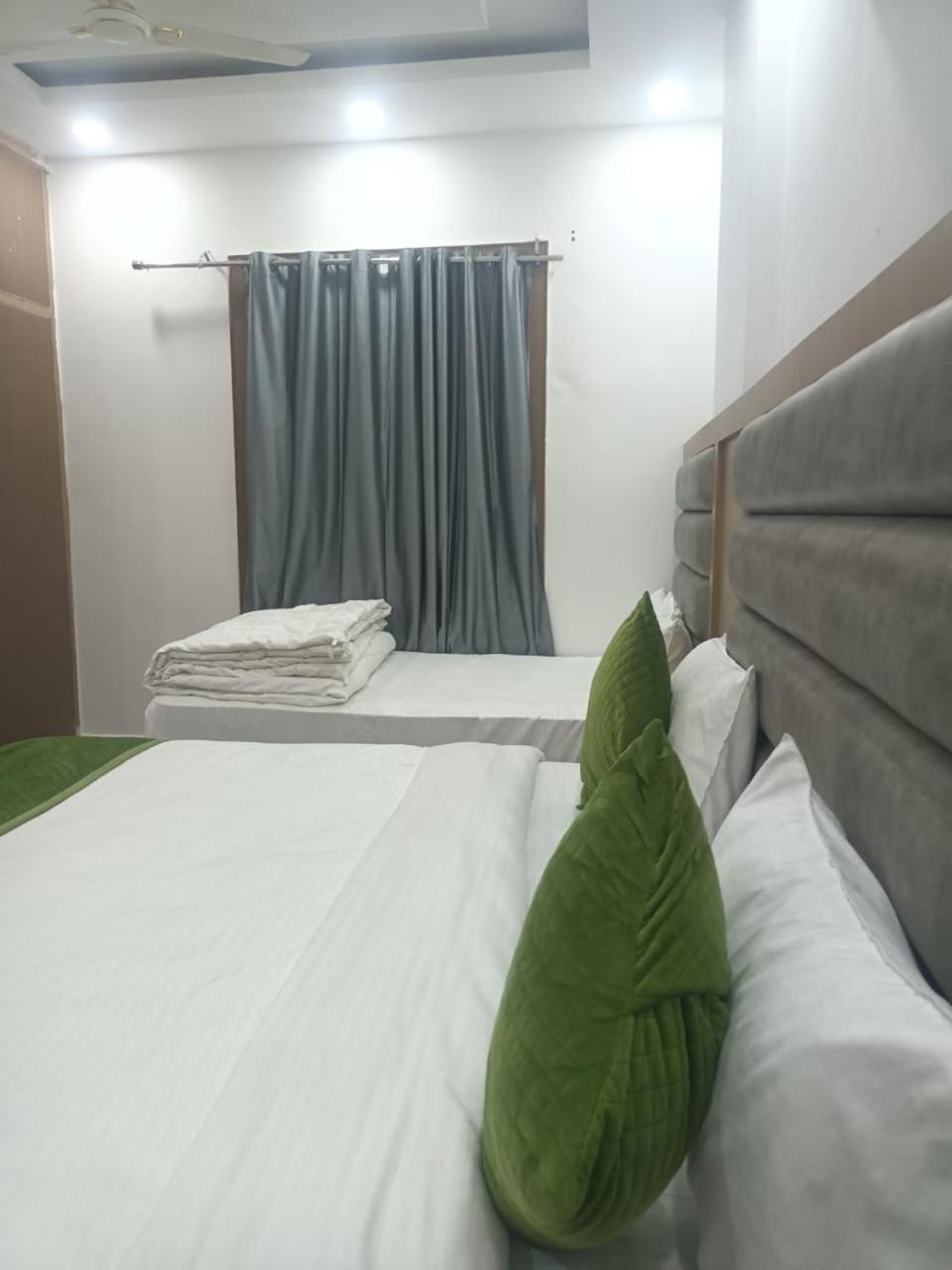 Hotel Whitehouse Ac Family Room Agra Kültér fotó